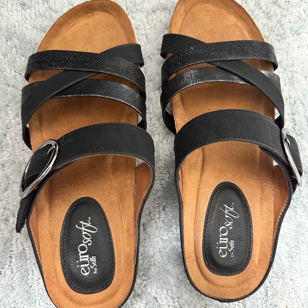 EuroSoft Women's Genalyn Black Sandals - like new! - Picture 7 of 8